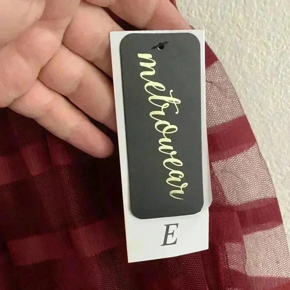 🆕Metrowear Burgundy Mesh See Through Lined Midi Skirt PXL🆕 - Picture 11 of 11